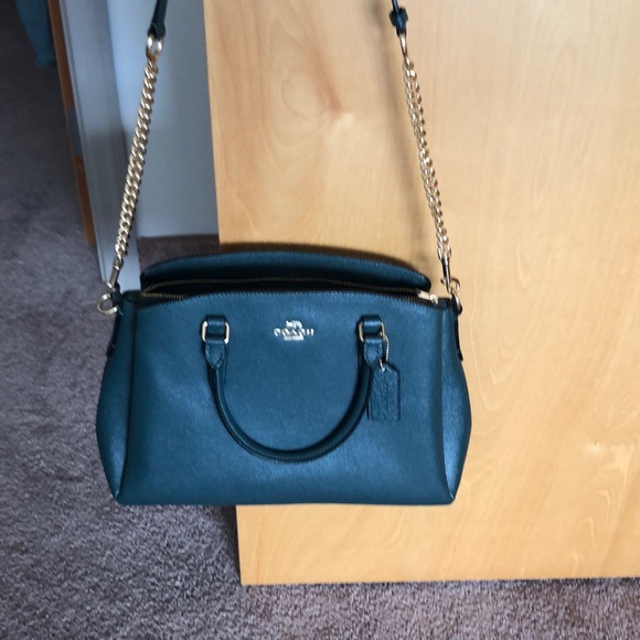 2019 Coach Fall Collection Hunter Green- relist - Picture 2 of 10